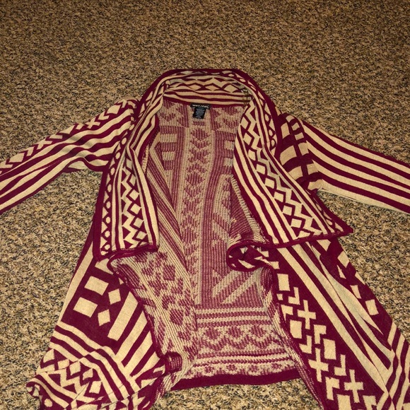 Winter/ fall Cardigan - Picture 1 of 1